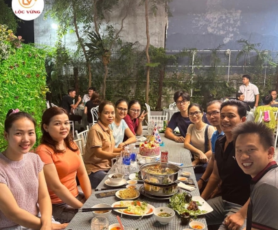 TRẢI NGHIỆM THỰC KHÁCH 